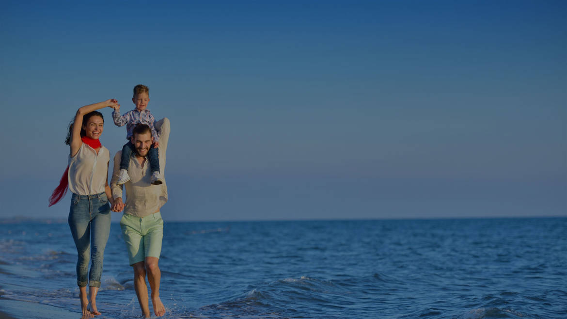 beach-family3.jpg